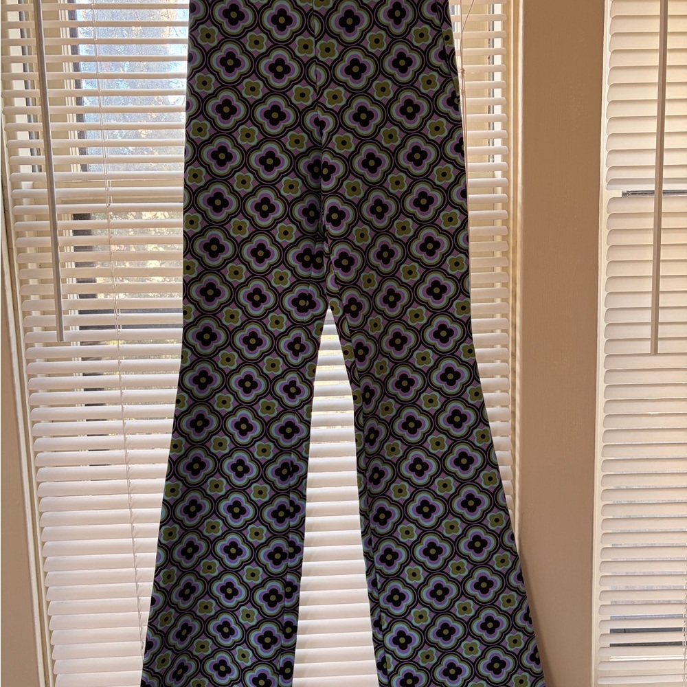 Geometric Patterned Flare Pants - image 2